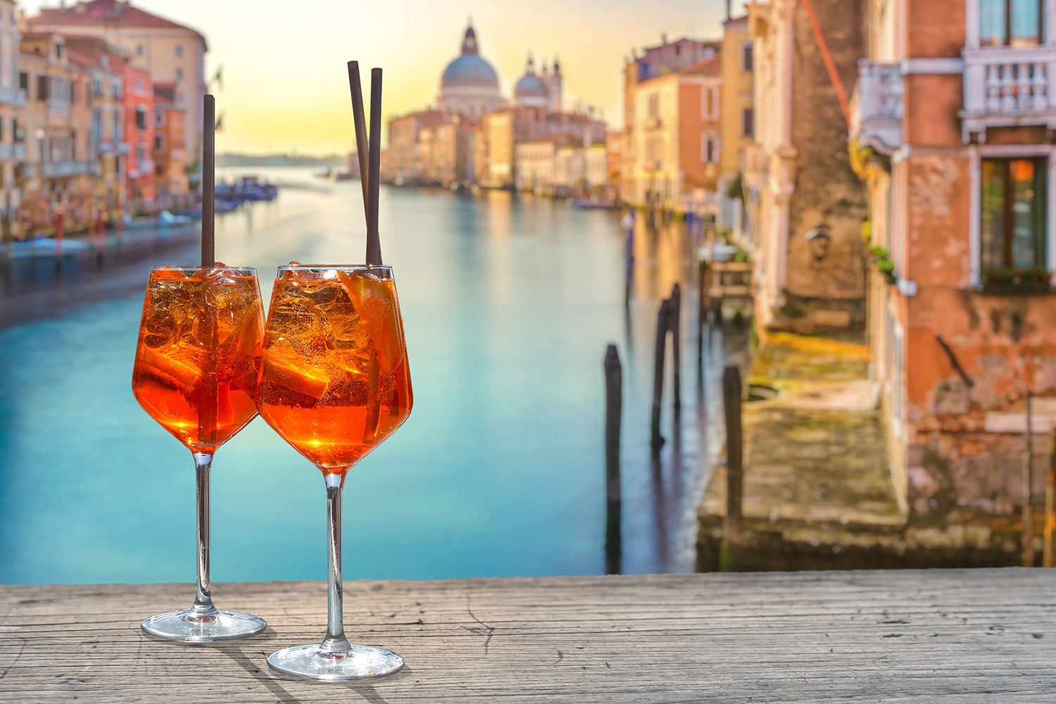 Ein Veneziano Spritz bitte - kennen Sie den Sommer-Drink?